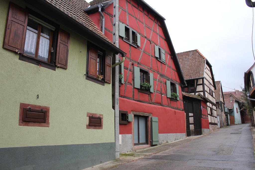 Gite De L'Ours Grognon Dambach-la-Ville Exterior photo